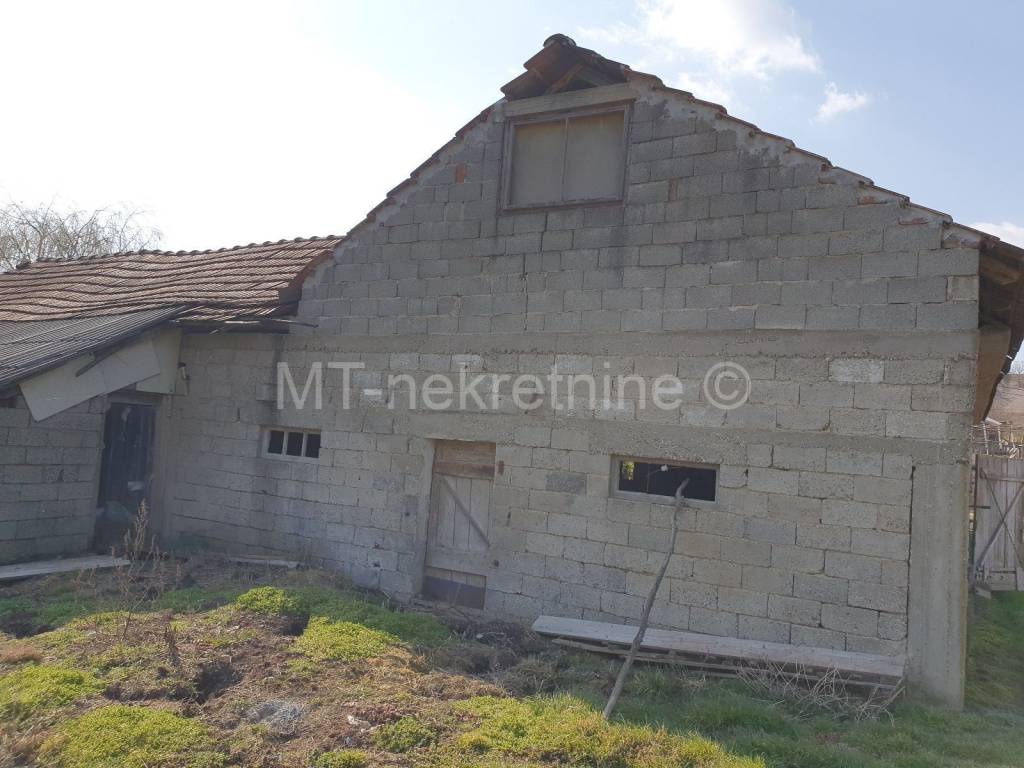 Obiteljska kuća, Prodaja, Kapela, Jabučeta