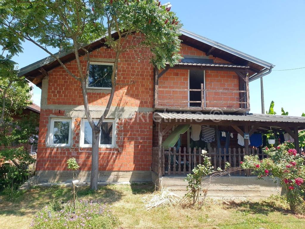 Prizemnica s potkrovljem, Prodaja, Ivanska, Srijedska