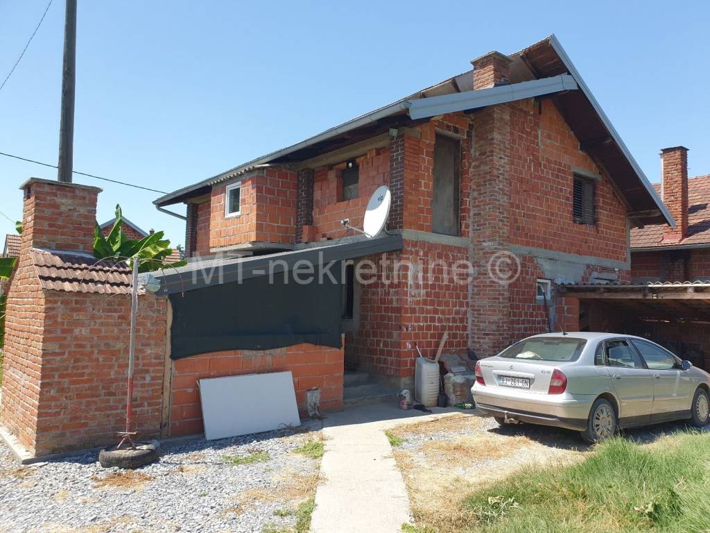 Prizemnica s potkrovljem, Prodaja, Ivanska, Srijedska