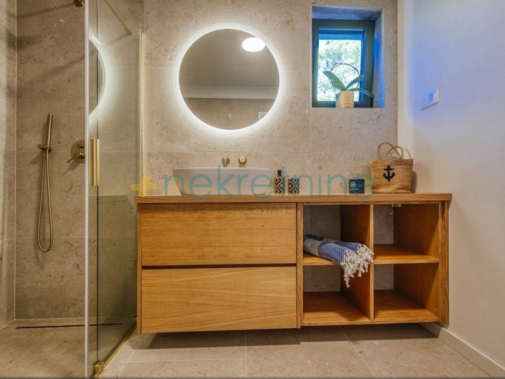Luksuzna vila, Prodaja, Zadar - Okolica, Mali Iž