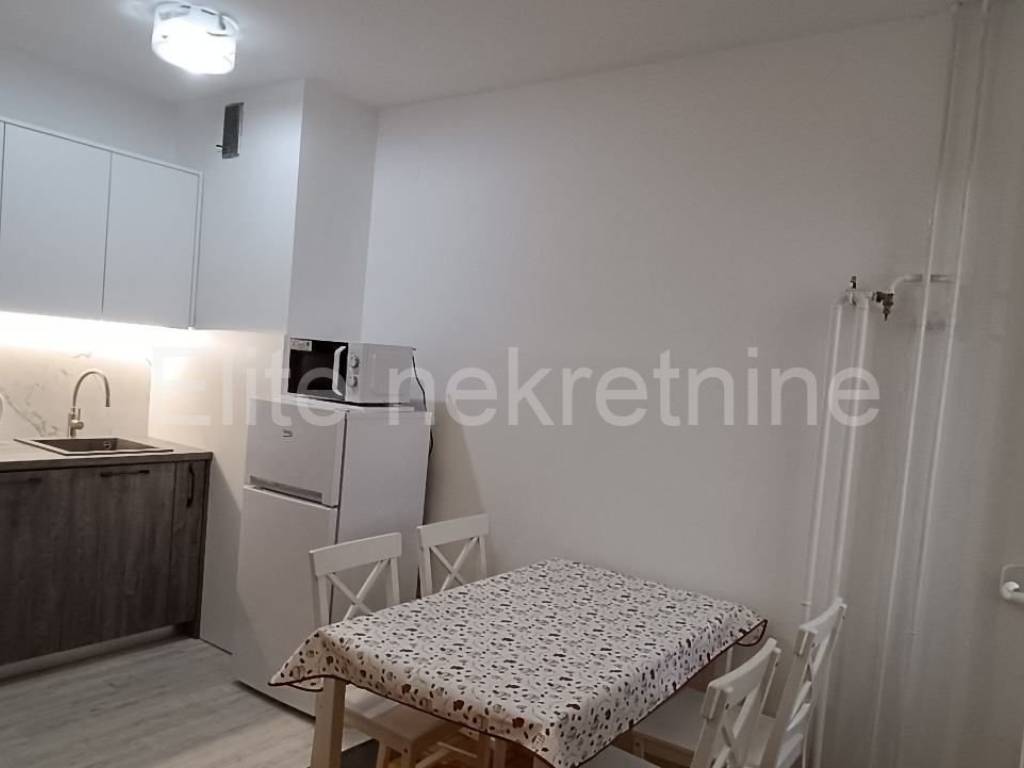 Stan u zgradi, Najam, Rijeka, Rijeka
