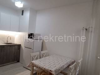 Stan u zgradi, Najam, Rijeka, Rijeka