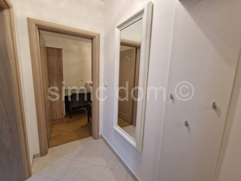 Apartman na moru, Prodaja, Okrug, Okrug Gornji