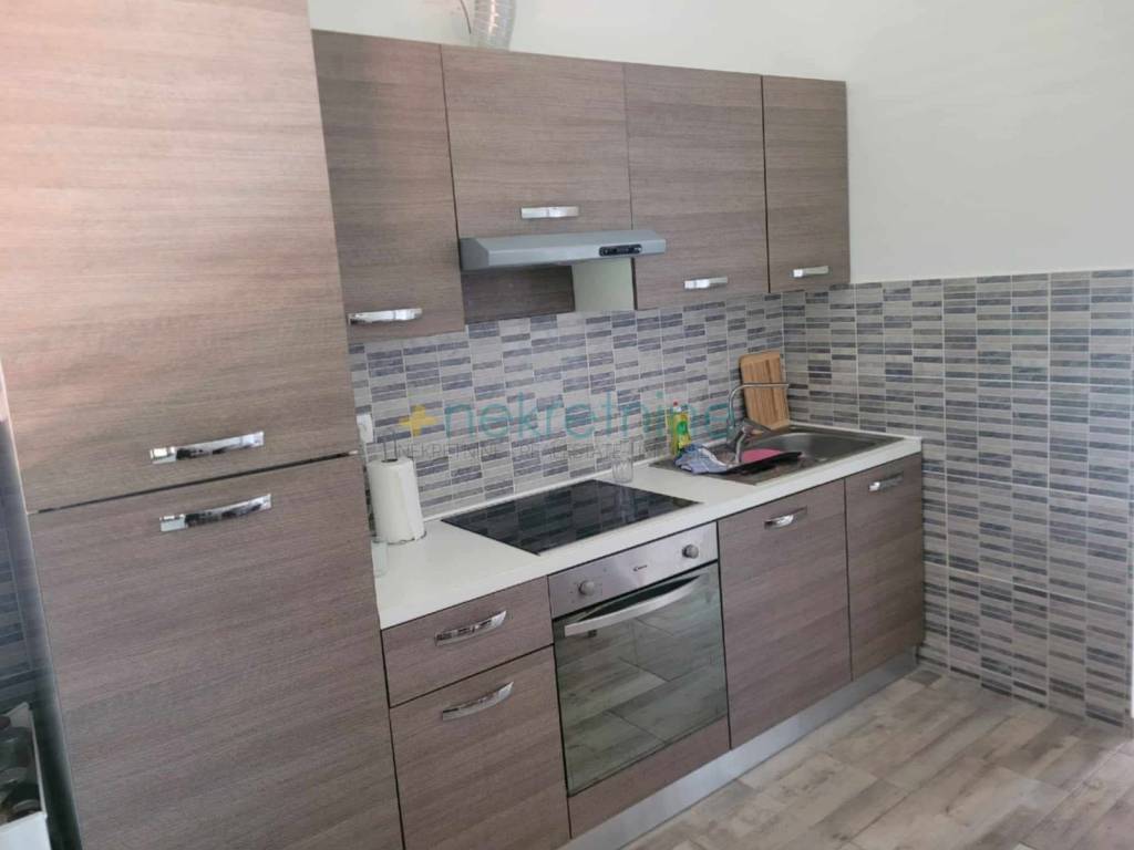 Dvojna kuća, Prodaja, Privlaka, Privlaka