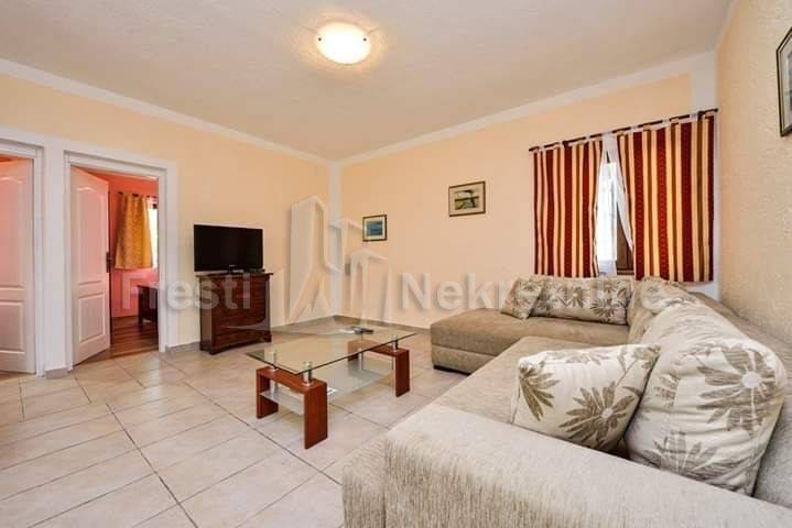 Apartmanska kuća, Prodaja, Vir, Vir