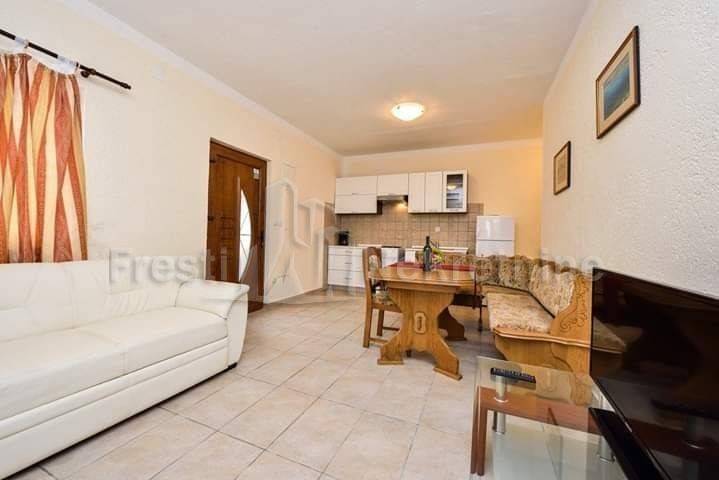 Apartmanska kuća, Prodaja, Vir, Vir