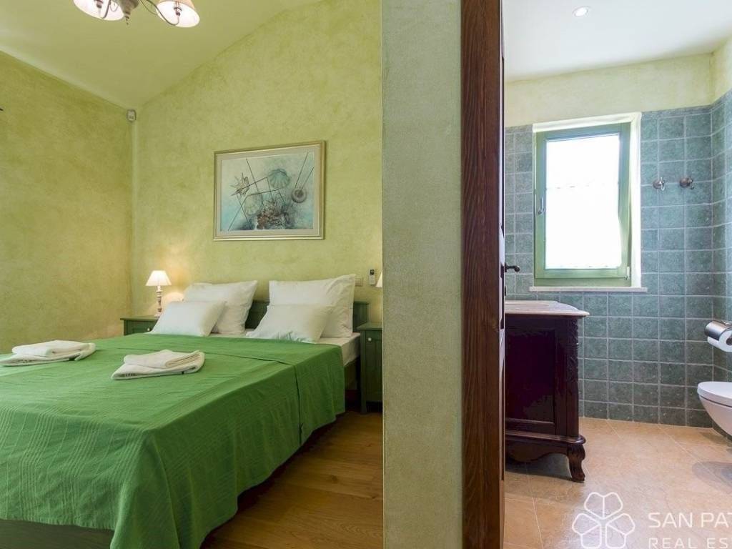 Luxury house, Sale, Dobrinj, Kras