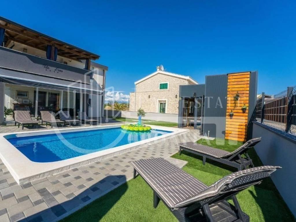 Samostojeća kuća, Prodaja, Privlaka, Privlaka