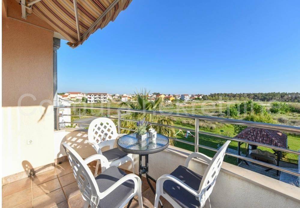 Apartmanska kuća, Prodaja, Privlaka, Privlaka