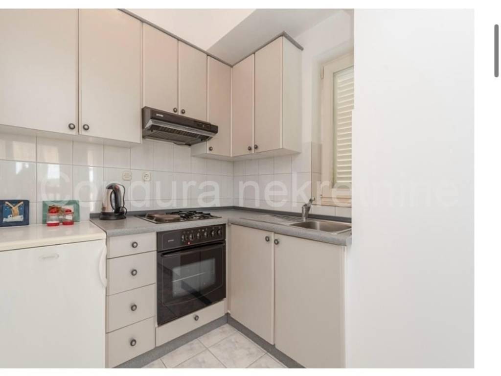 Apartmanska kuća, Prodaja, Privlaka, Privlaka