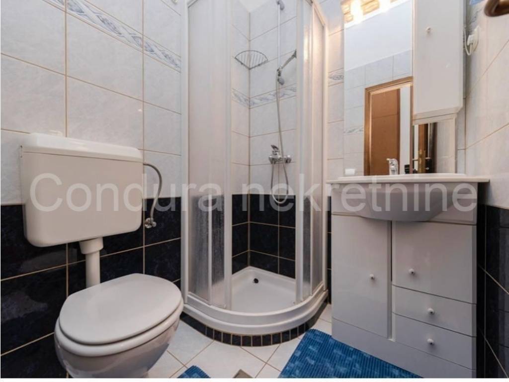 Apartmanska kuća, Prodaja, Privlaka, Privlaka