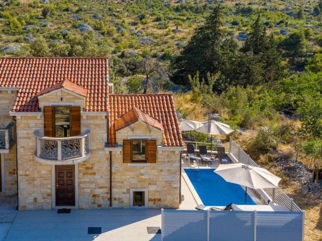 Dvojna kuća, Prodaja, Nerežišća, Dračevica