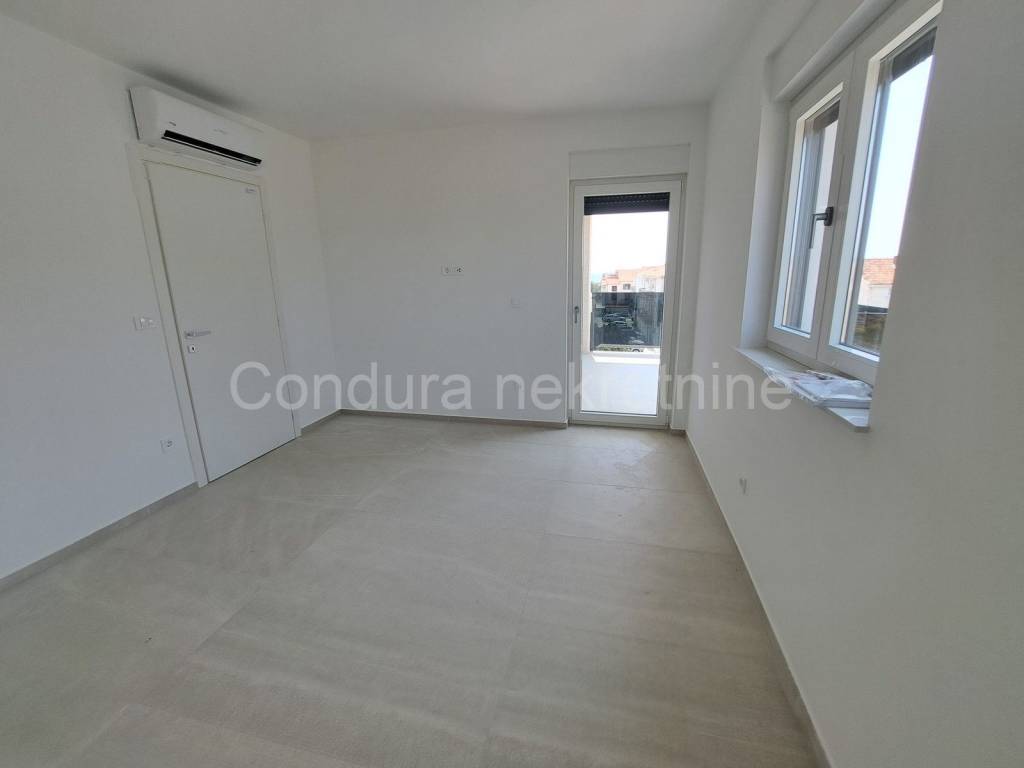 Apartman na moru, Prodaja, Privlaka, Privlaka