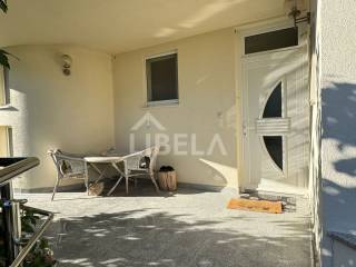 Apartmanska kuća, Prodaja, Vodice, Vodice