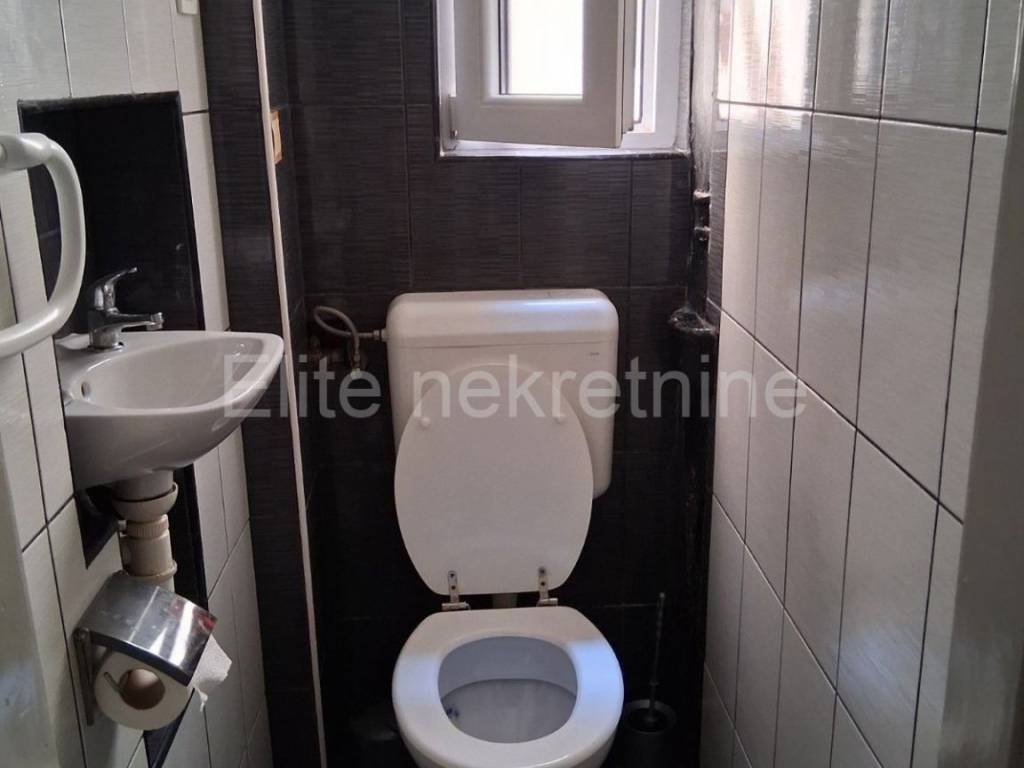 Stan u zgradi, Najam, Rijeka, Centar