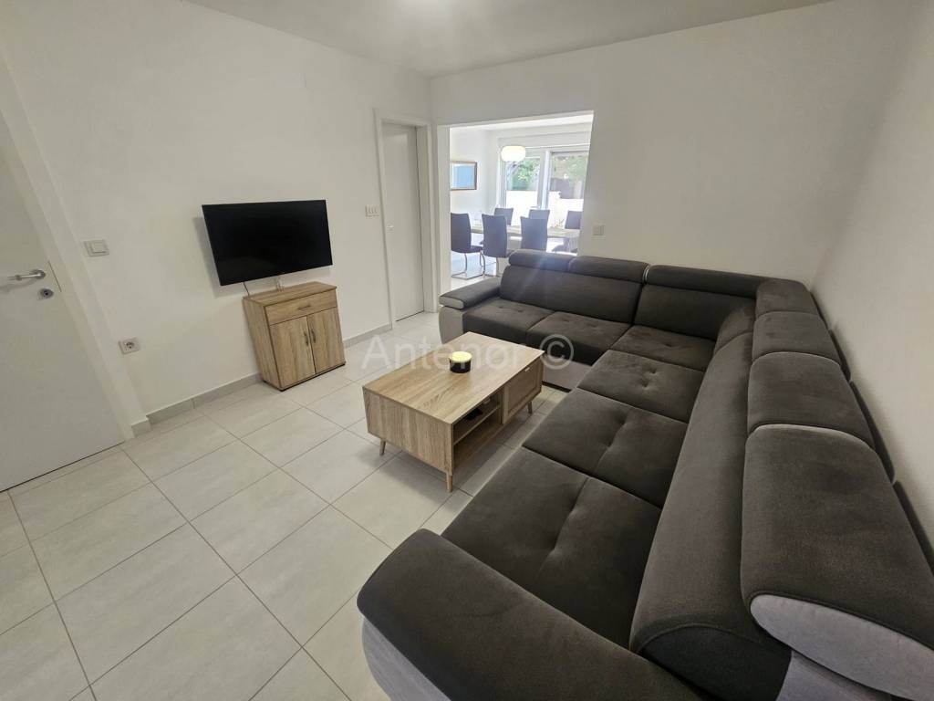 Apartman s okućnicom, Prodaja, Privlaka, Privlaka