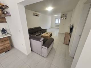 Apartman s okućnicom, Prodaja, Privlaka, Privlaka