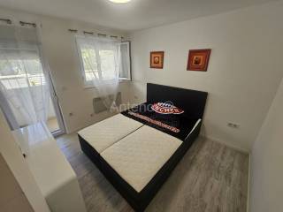 Apartman s okućnicom, Prodaja, Privlaka, Privlaka