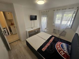 Apartman s okućnicom, Prodaja, Privlaka, Privlaka