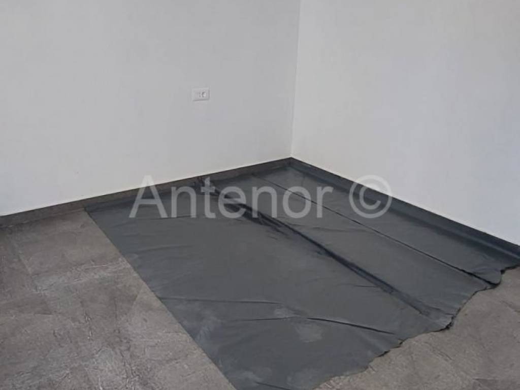 Dvojna kuća, Prodaja, Vrsi, Vrsi