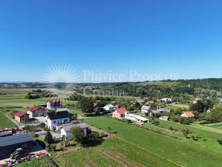 Obiteljska kuća, Prodaja, Karlovac - Okolica, Ladvenjak