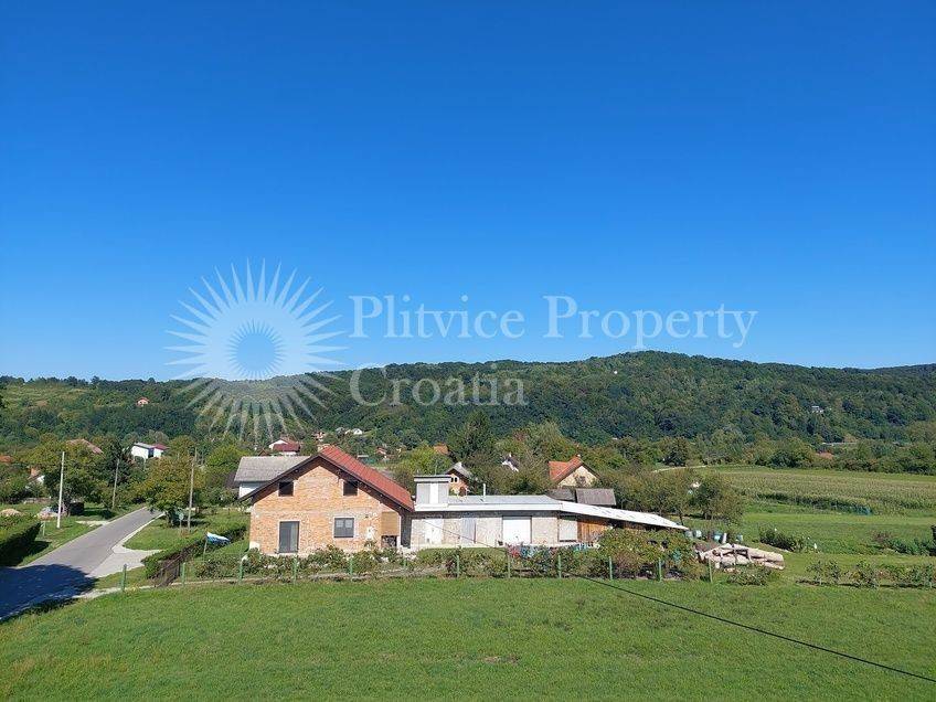 Obiteljska kuća, Prodaja, Karlovac - Okolica, Ladvenjak
