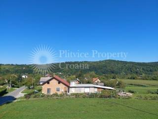Obiteljska kuća, Prodaja, Karlovac - Okolica, Ladvenjak