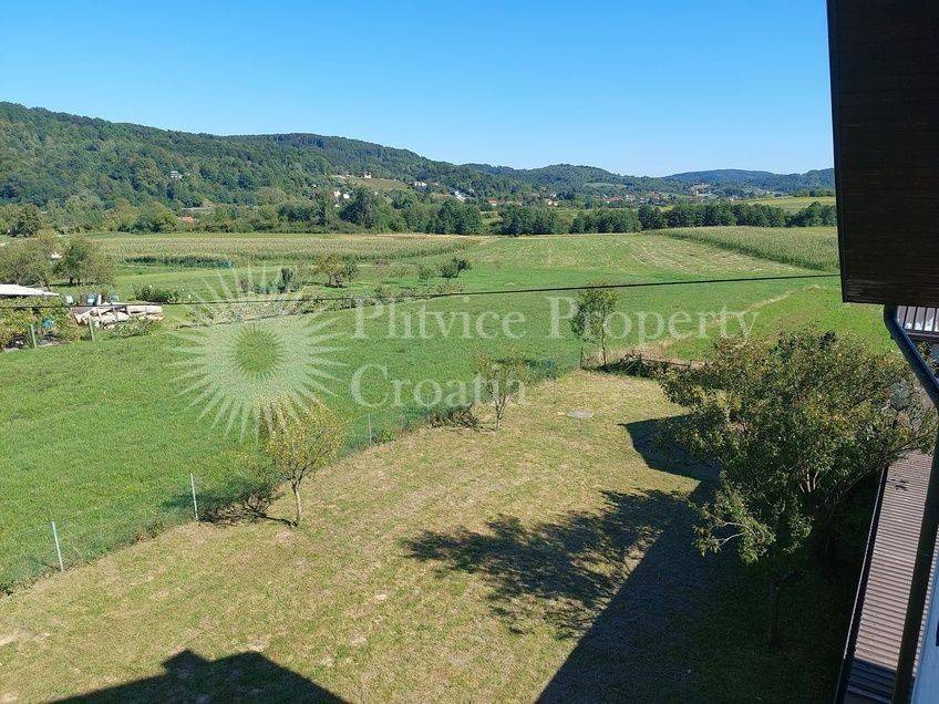 Obiteljska kuća, Prodaja, Karlovac - Okolica, Ladvenjak