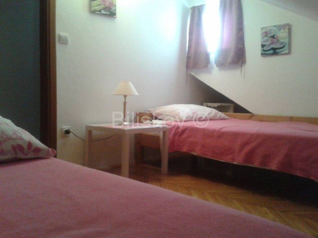 Stan u zgradi, Najam, Split, Split