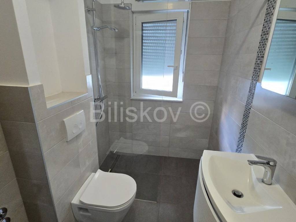 Stan u kući, Najam, Kaštela, Kaštel Novi