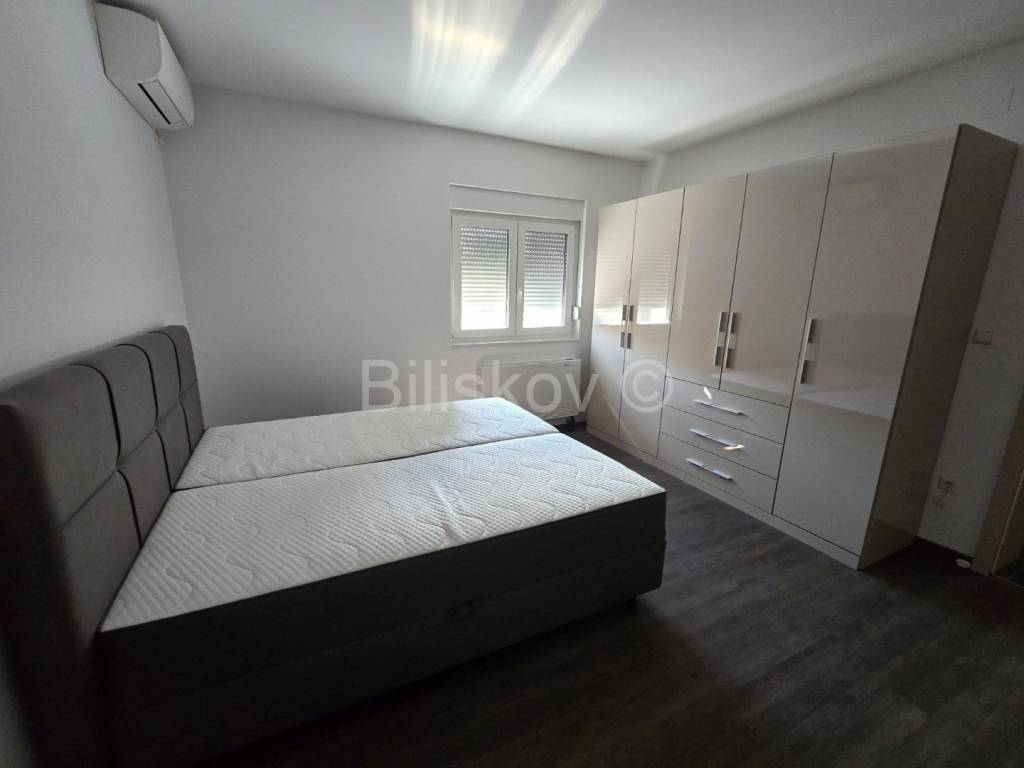Stan u kući, Najam, Kaštela, Kaštel Novi