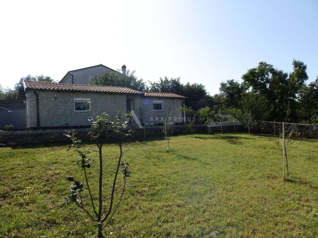 Samostojeća kuća, Prodaja, Buje, Kaštel
