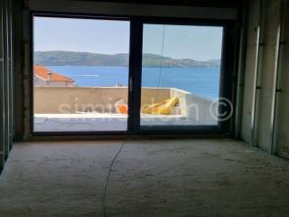 Apartman na moru, Prodaja, Trogir, Saldun