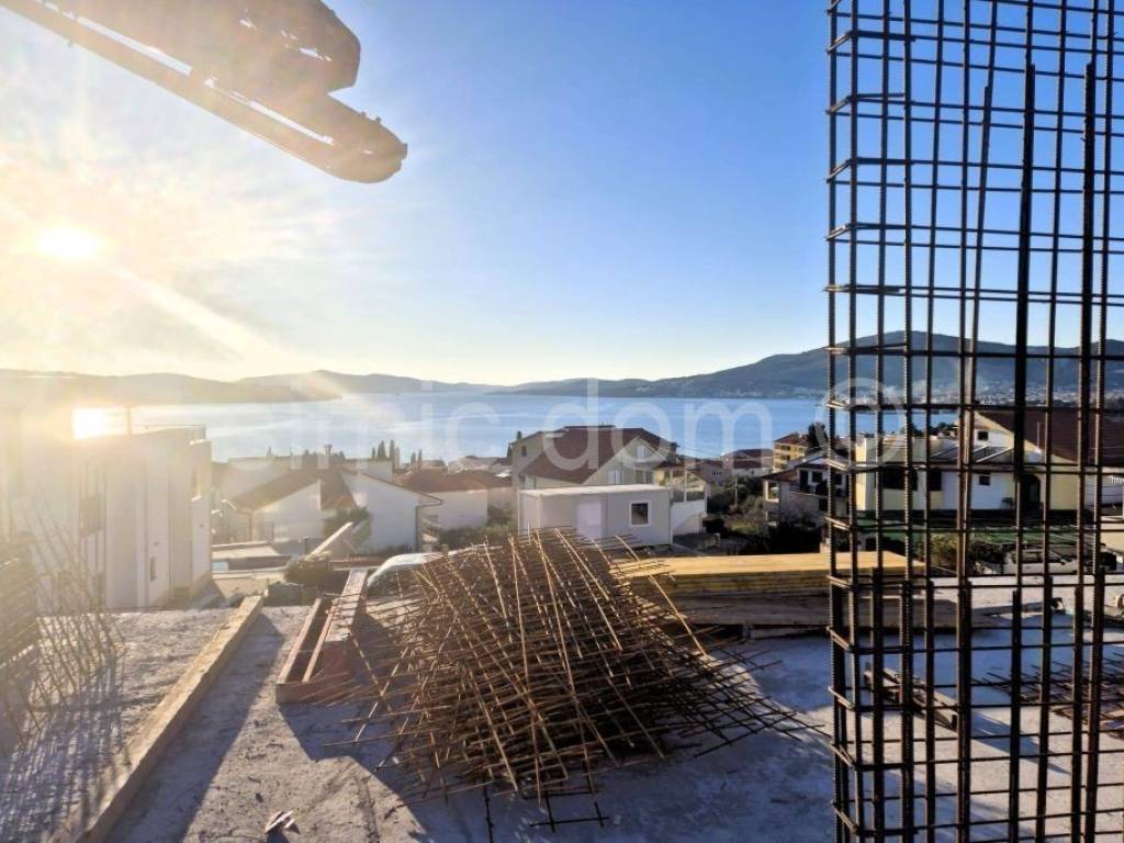 Apartman na moru, Prodaja, Okrug, Okrug Gornji
