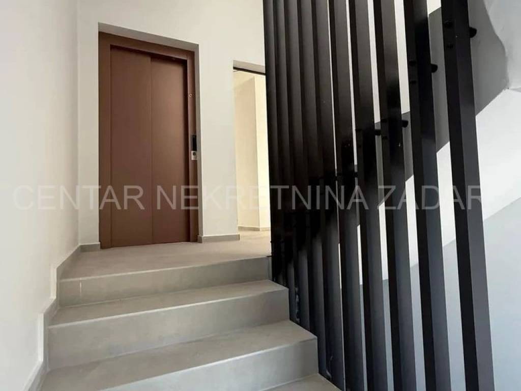 Stan u urbanoj vili, Prodaja, Zadar - Okolica, Kožino