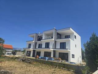 Apartman na moru, Prodaja, Vrsi, Zukve