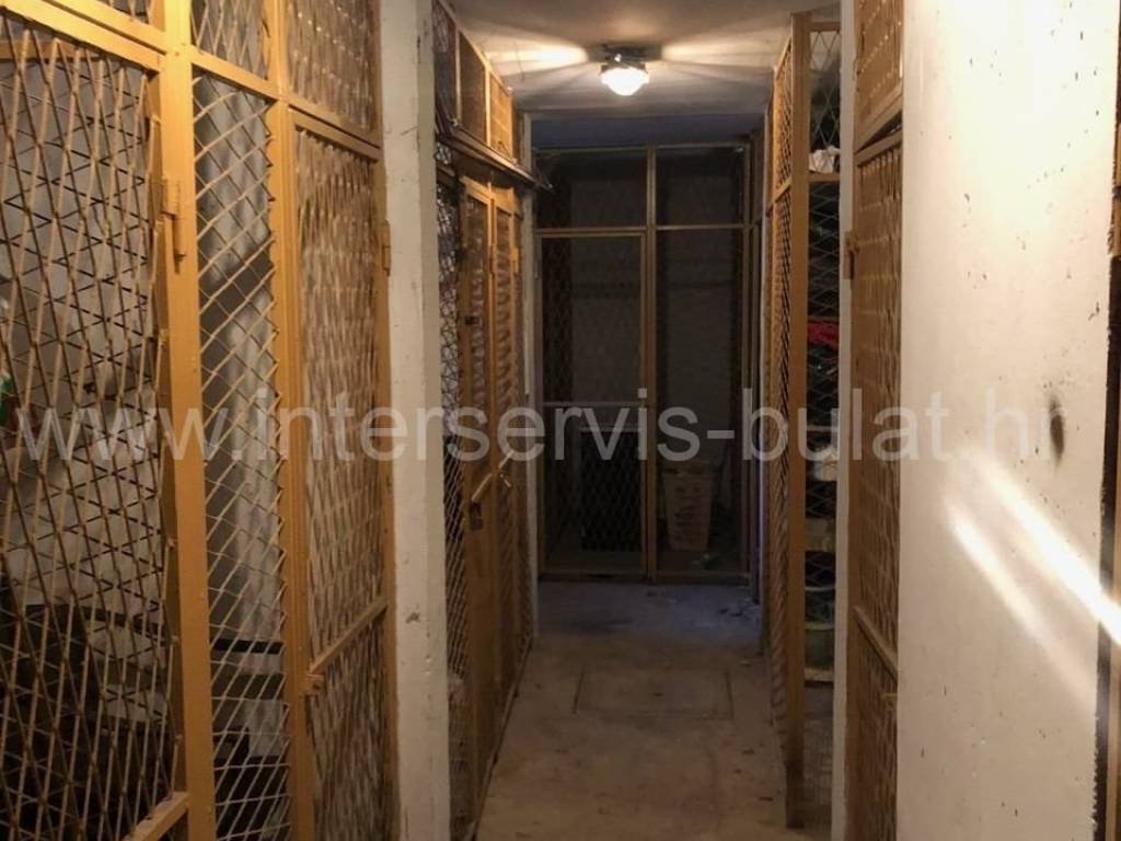 Stan u zgradi, Prodaja, Šibenik, Šibenik