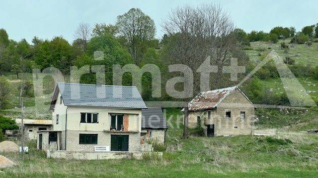 Kuća u izgradnji, Prodaja, Vrhovine, Vrhovine