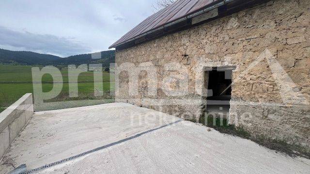 Kuća u izgradnji, Prodaja, Vrhovine, Vrhovine