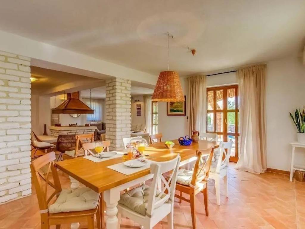 Kamena kuća, Prodaja, Višnjan, Višnjan