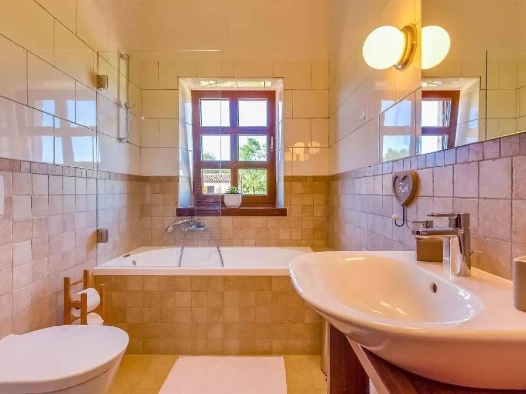 Kamena kuća, Prodaja, Višnjan, Višnjan