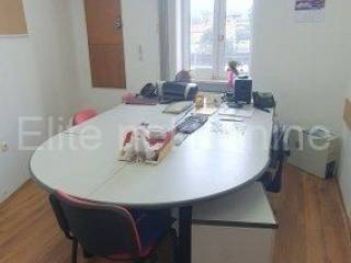 Ured, Najam, Rijeka, Zapad