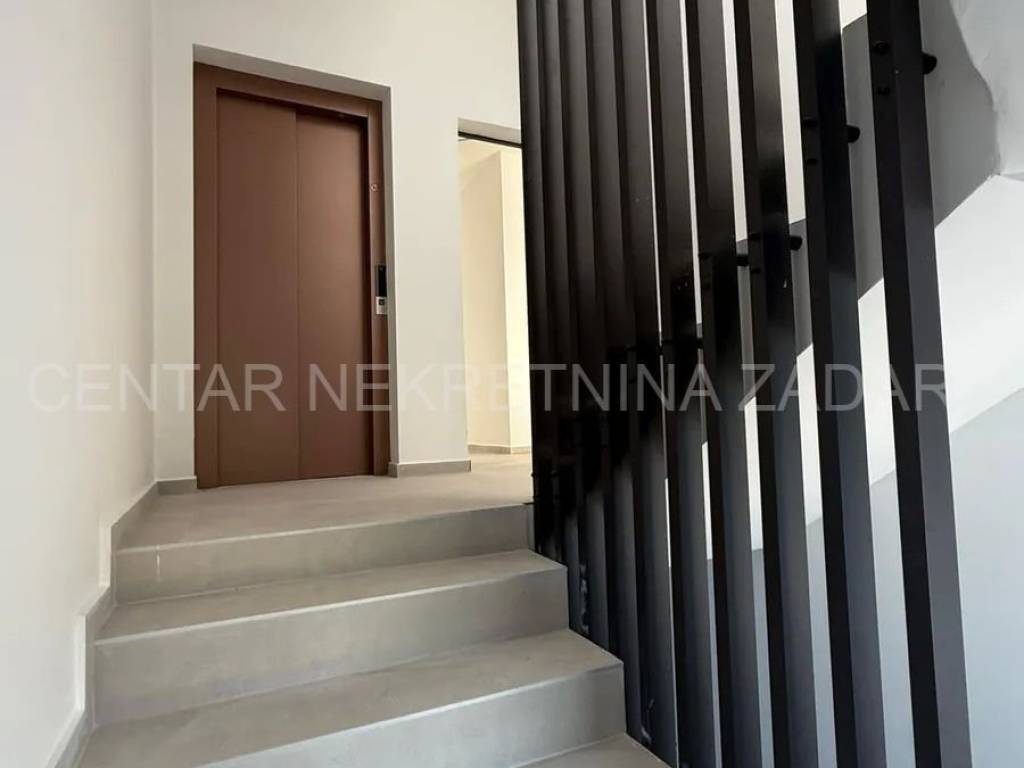 Stan u urbanoj vili, Prodaja, Zadar - Okolica, Kožino