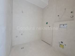 Apartman s okućnicom, Prodaja, Privlaka, Privlaka