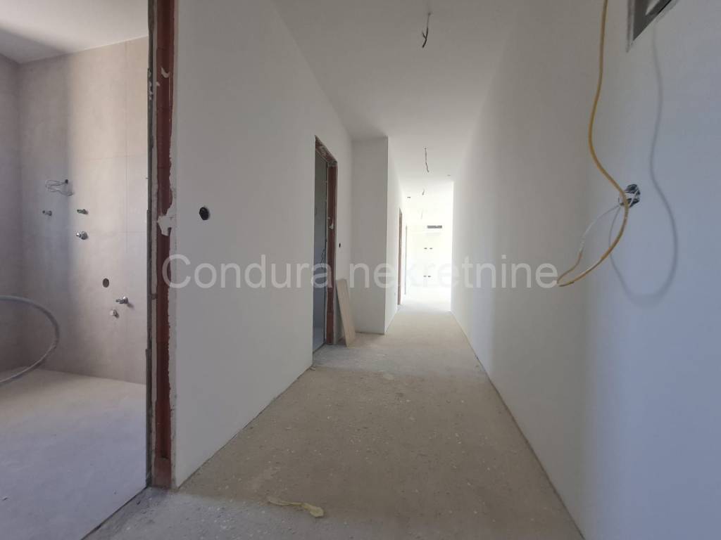 Apartman na moru, Prodaja, Privlaka, Privlaka