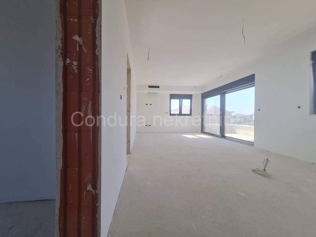 Apartman na moru, Prodaja, Privlaka, Privlaka
