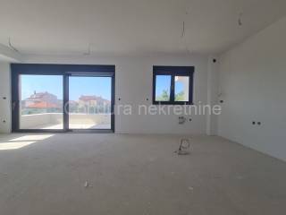 Apartman na moru, Prodaja, Privlaka, Privlaka