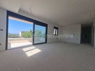 Apartman na moru, Prodaja, Privlaka, Privlaka