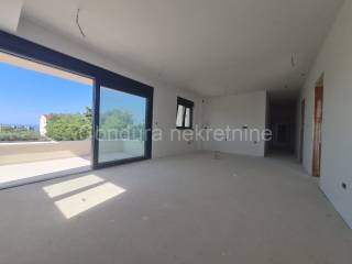 Apartman na moru, Prodaja, Privlaka, Privlaka