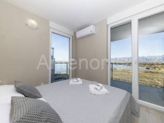 Apartman na moru, Prodaja, Povljana, Povljana